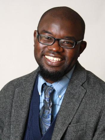 lou8.jpg professional pic